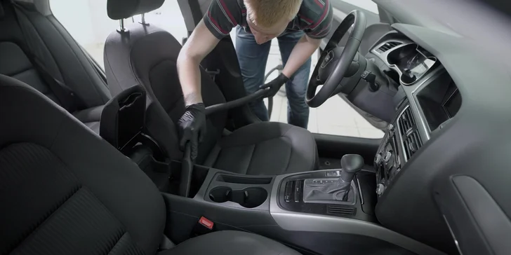 Péče o interiér vozu: 2 programy na výběr, tepování interiéru