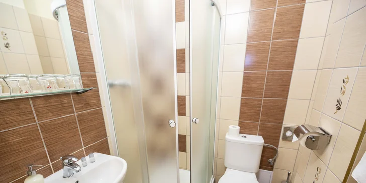 Silvestr v největším dřevěném vigvamu na světě: pobyt s polopenzí a rautem i wellness