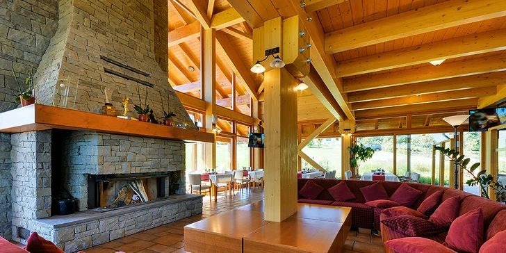 Wellness pobyt v luxusním resortu v Beskydech: snídaně, masáž i výlety