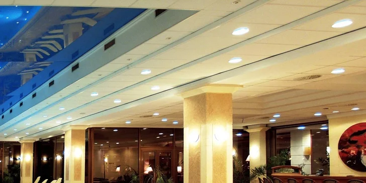 Pohoda v centru Budapešti: 2–4 noci s neomezeným wellness na ostrově