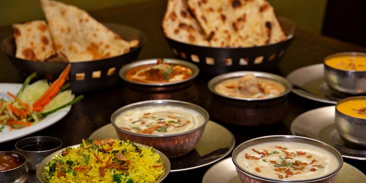 Indické menu s kuřecím i vege pro 2 osoby: předkrm, dezerty i hlavní chody