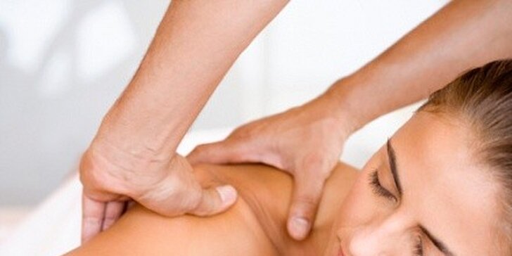 Masáž proti bolesti krční páteře, hlavy nebo zad