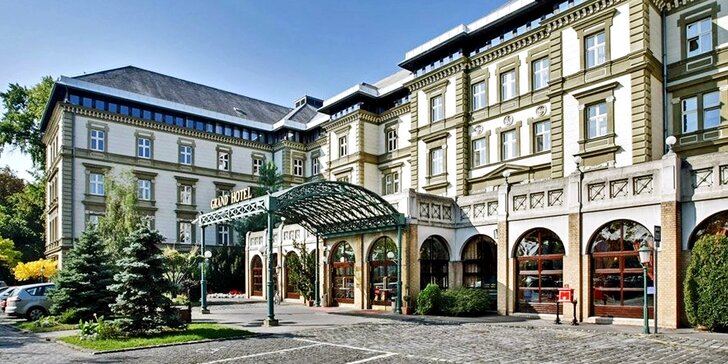Luxusní hotel na ostrově v centru Budapešti: polopenze a neomezený wellness