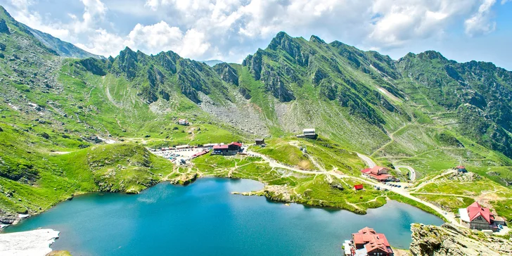 Těšte se na výlet k jezeru Bale Lac (2 034 m n. m.) – autobusem či lanovkou. 