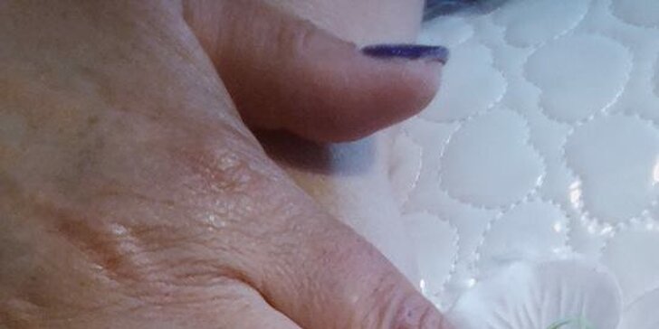 Krásné nehty na prvním místě: manikúra či pedikúra včetně gelové modeláže