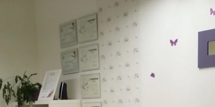 Luxusní balíčky wellness pedikúry včetně masáže chodidel