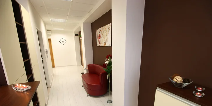 Hodnotu voucherů lze sčítat, zároveň můžete jejich hodnotu rozdělit do více návštěv. 