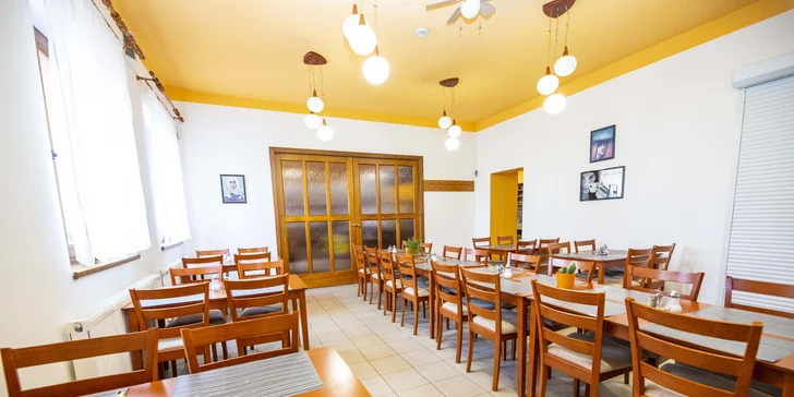 Víkendová romantika poblíž Hluboké: wellness, 3chodová večeře i výlet lodí