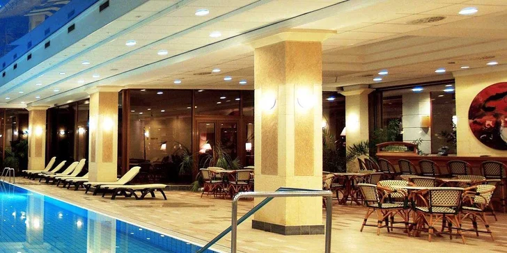 Relaxační wellness pobyt v luxusním hotelu v centru Budapešti s polopenzí