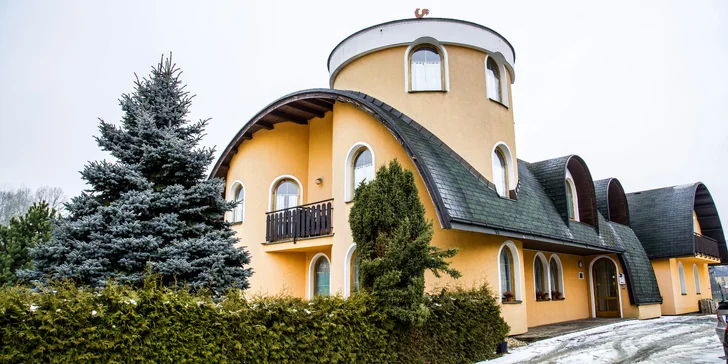 Dovolená v penzionu na Náchodsku, 30 km od Adršpachu: snídaně a wellness i bazén