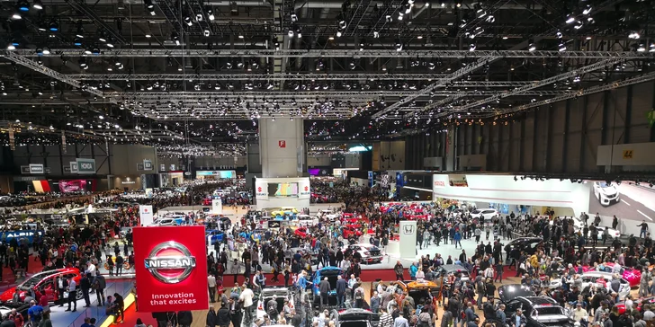 Autosalon v Ženevě: doprava, celodenní vstupenka i prohlídka města