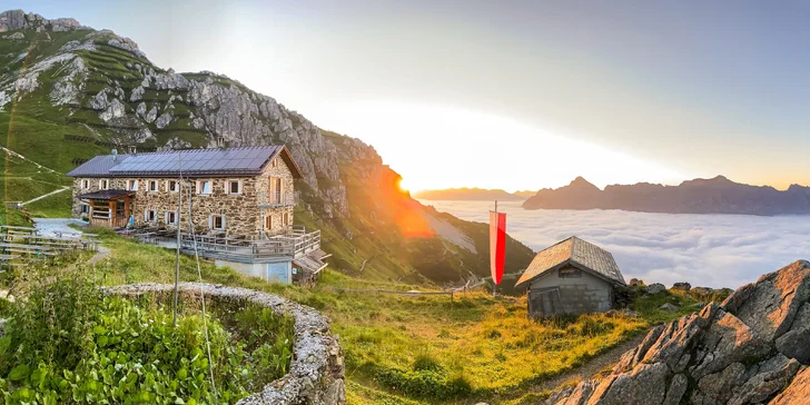 Tradičný dom vyžaruje upokojujúcu auru, ktorú pocítite hneď po vstupe do priestoru prevoňaného drevom.