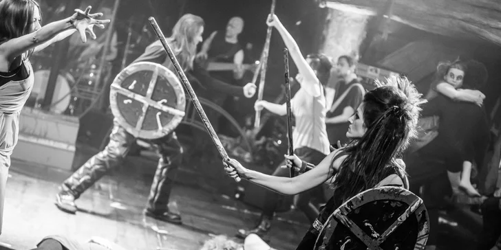 Pořádný kulturní nářez: Vstupenka na metalovou operu 7 proti Thébám