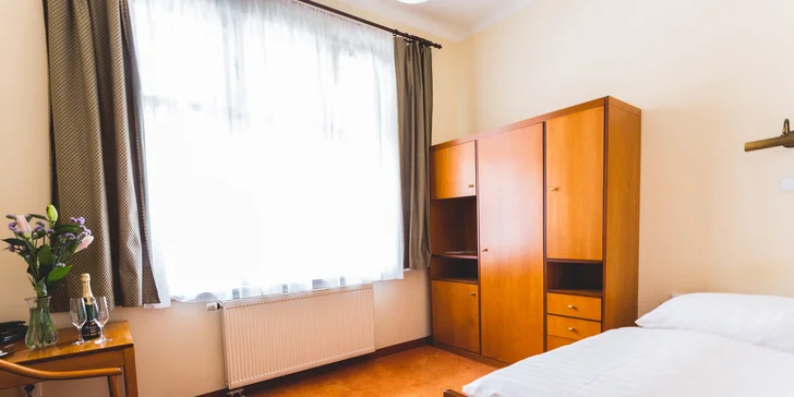 Relaxace v Karlových Varech: hotel přímo u kolonády, wellness a polopenze