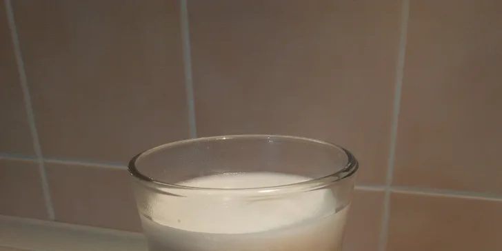 Domácí palačinky české i americké s teplým nápojem