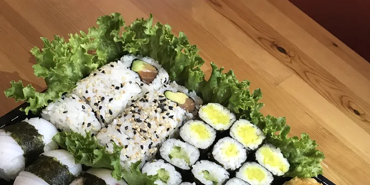 Milujeme sushi: set pro vegetariány, ale i s chobotnicí či smaženým lososem