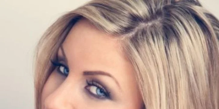 Moderní barvení vlasů Ombre Hair Color v centru