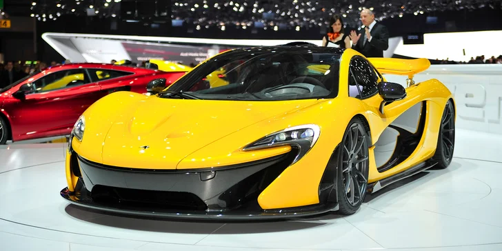 Autosalon v Ženevě: doprava, celodenní vstupenka i prohlídka města