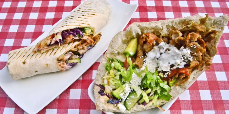 Klasik kebab: durum nebo döner s kuřecím, telecím nebo falafelem