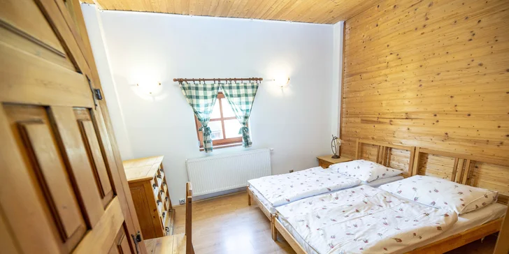 Tři pohodové dny na statku u Krušných hor s polopenzí a vyjížďkou na koni