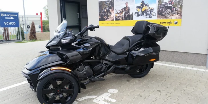 Užijte si jízdu: zapůjčení tříkolky Can-Am Spyder či Ryker na 2 hod. i 2 dny