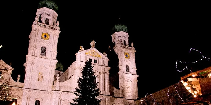 Za vánoční atmosférou do bavorského Pasova: návštěva trhů i plavba lodí