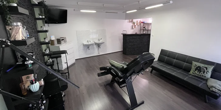 V Tattoopir studiu vás vše naučí na tří- až čtyřhodinovém tetovacím minikurzu pro začátečníky.