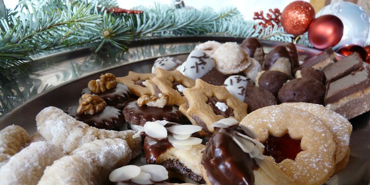 Tradiční vánoční cukroví ze Zvíkova napečené podle receptů našich babiček