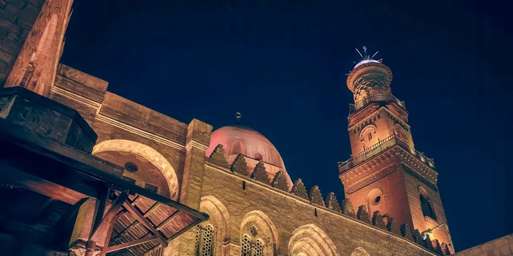 V ceně zájezdu máte letenky, ubytování ve 4* hotelu s polopenzí a služby průvodce.