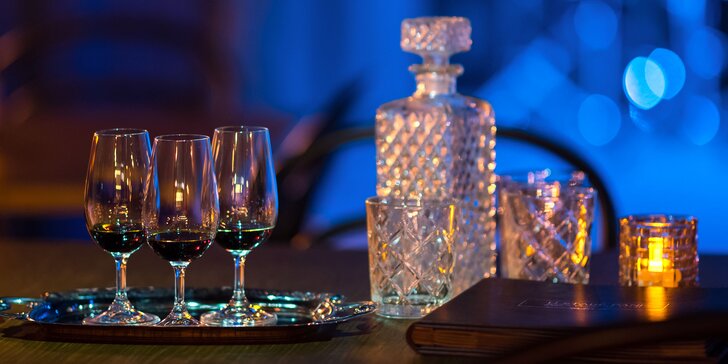 Jazzový večer s degustací drinků: koncert v klubu a koktejly, rumy či whiskey