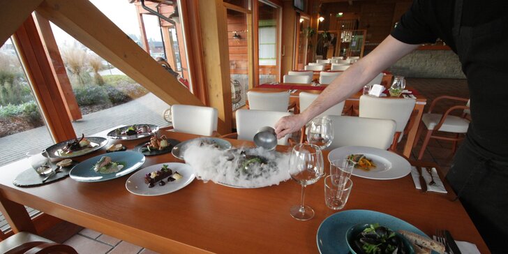 Gurmánský pobyt v Beskydech: 11chodové degustační menu a wellness