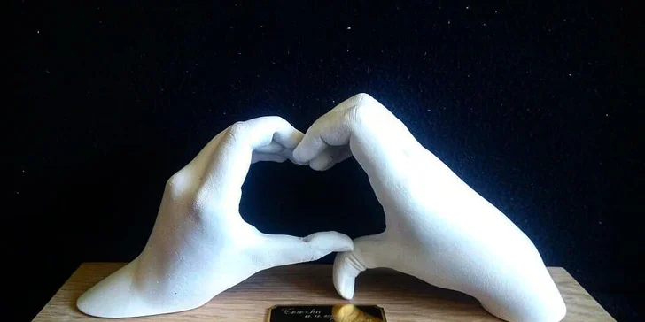 Bodycasting: sádrový odlitek ruky, ručičky či nožičky