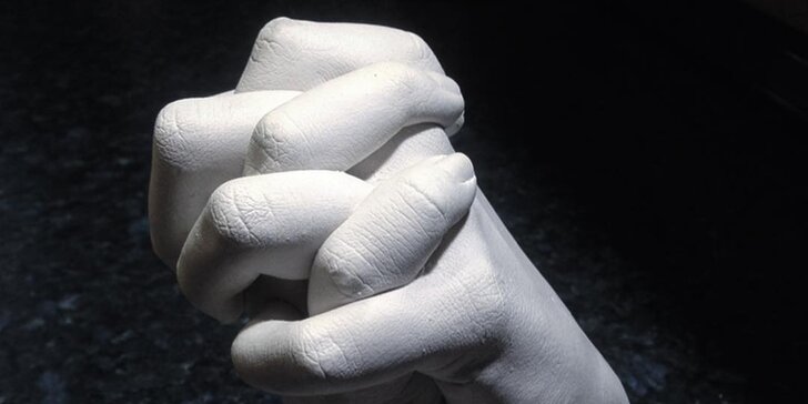 Bodycasting: sádrový odlitek ruky, ručičky či nožičky