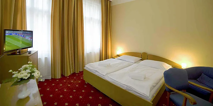 Karlovarský pobyt pro 2 s polopenzí, oplatkami i vstupem do lázní