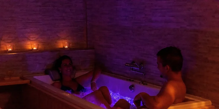 Odpočiňte si: privátní wellness pro dva se saunou a vířivkami