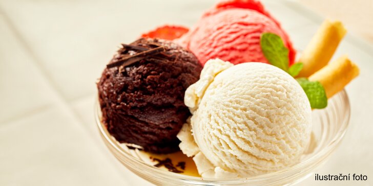 Vyberte si až z 50 druhů osvěžující dobroty: 3 kopečky ve zmrzlinárně Lvíček
