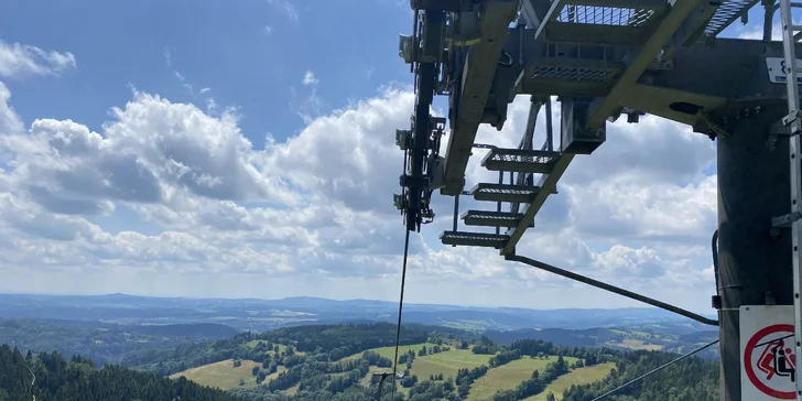  Turistické trasy pro pěší i cyklisty začínají kousek od penzionu.
