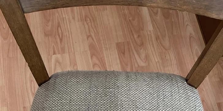 Personál dorazí s kompletním vybavením a postará se o vše od prvního do posledního detailu, aniž byste vy museli někam svůj nábytek přepravovat. 