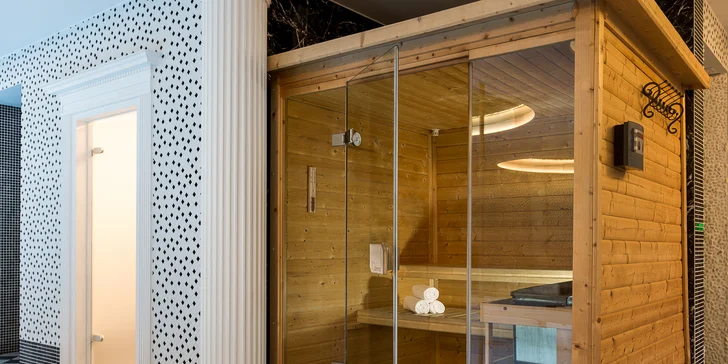 Sauna je rozehřátá od 16:00 do 20:00.