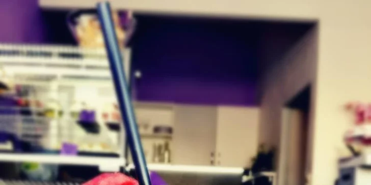 Zamlsejte si: smoothie nebo vafle s espressem či svařákem pro 2 osoby