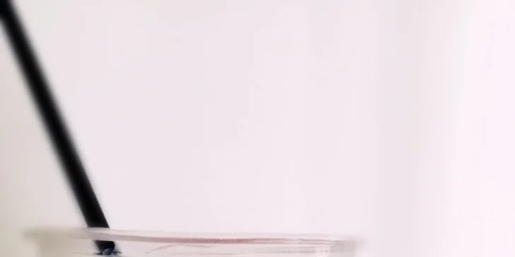 Zamlsejte si: smoothie nebo vafle s espressem či svařákem pro 2 osoby