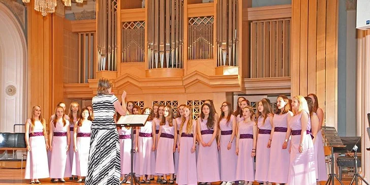 Vstupenka na Slavnostní koncert k výročí republiky "Kde domov můj"