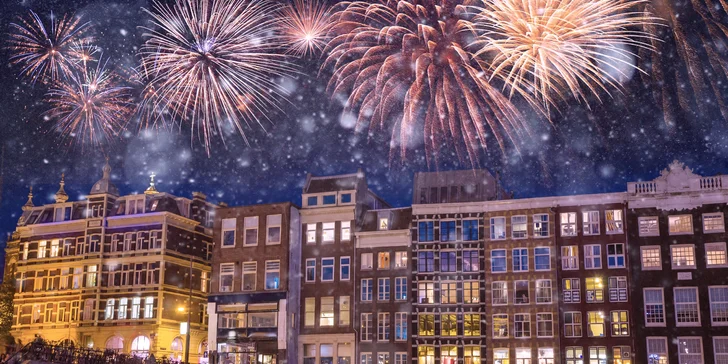 Silvestr v Amsterdamu: festival světel, degustace holandských sýrů, průvodce