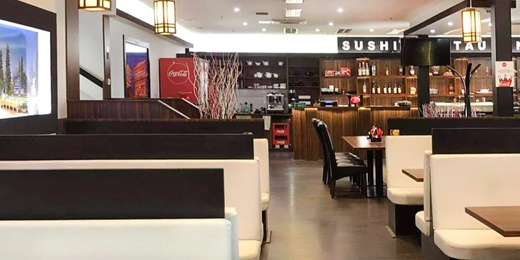 V moderní restauraci se na vás těší kterýkoli den v týdnu v čase 11:00–22:00.