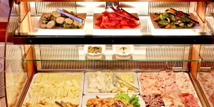 4* pobyt v centru Karlových Varů pro dva: wellness, jídlo a sleva na procedury