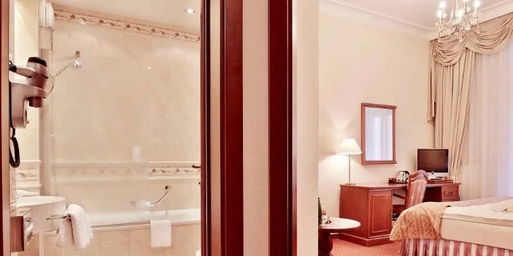 4* pobyt v centru Karlových Varů pro dva: wellness, jídlo a sleva na procedury