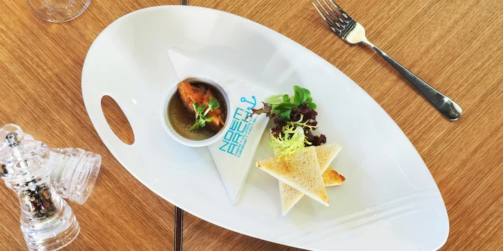 Vouchery až na 2000 Kč na cokoliv z menu v restauraci Noem Arch: saláty, těstoviny, zvěřina i ryby
