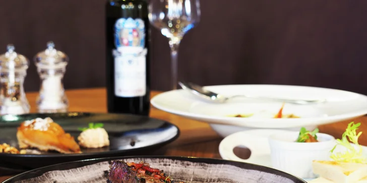 4chodové menu ve špičkové restauraci: husí paštika, hovězí steak i tarte tatin