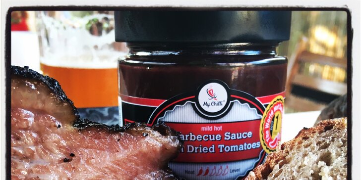 Uzené Hrudí, domácí chleba a šampiónka BBQ se sušenými rajčaty