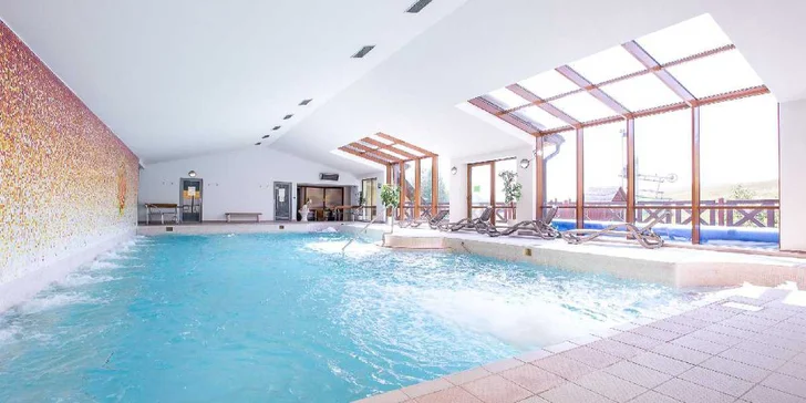Silvestrovský či vánoční pobyt na Slovensku: polopenze, wellness a zábava